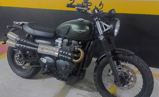 TRIUMPH SCRAMBLER 900 